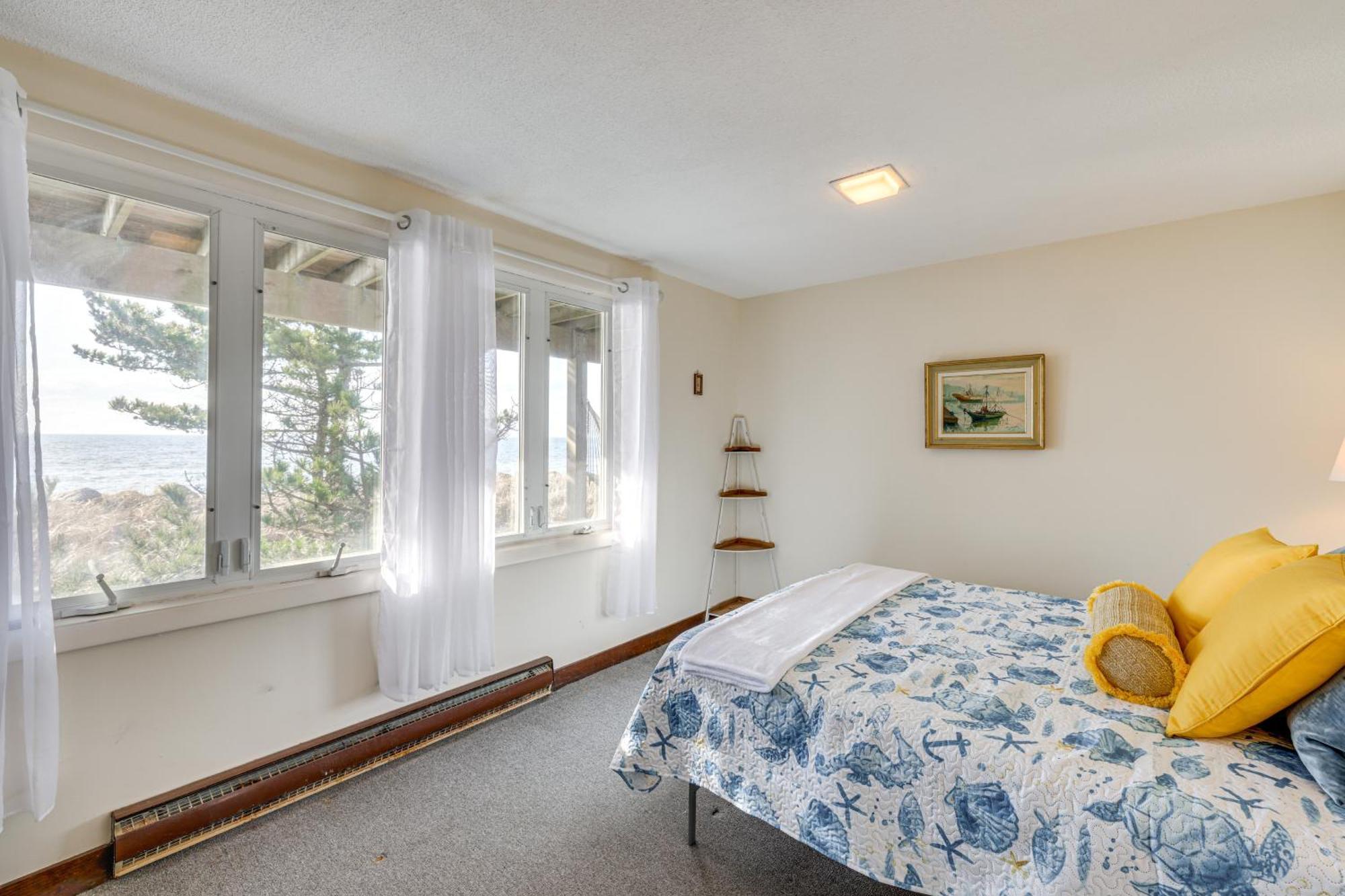 Eastham Beach House With Bay Views And Beach Access!ヴィラ エクステリア 写真